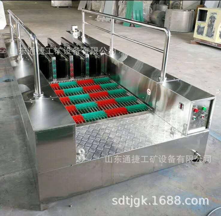 全自动矿用洗靴机  单通道矿用洗靴机  双通道矿用洗靴机