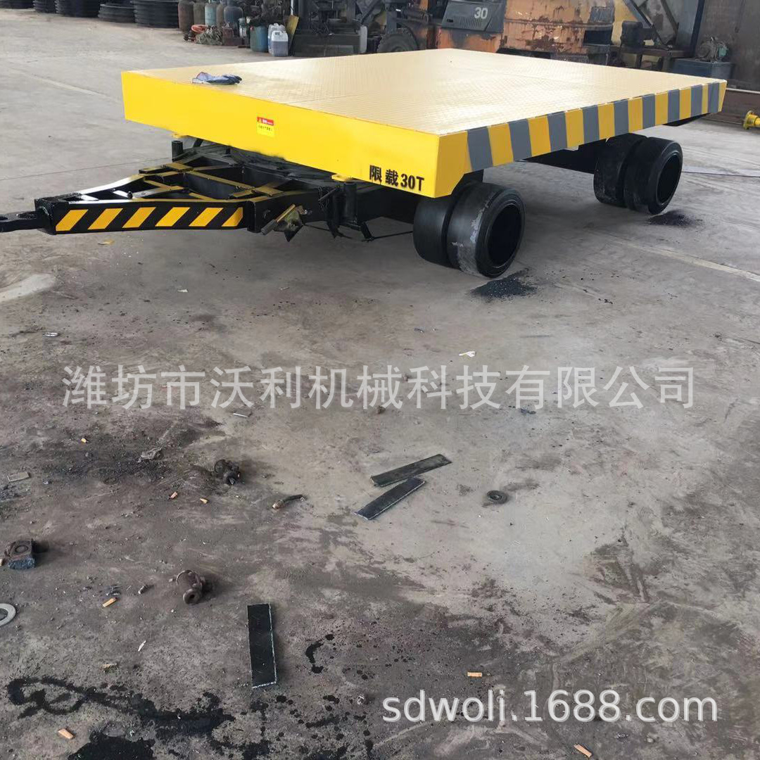 拖车平板牵引车工矿重型拖车四轮转向平板牵引拖车厂区牵引车