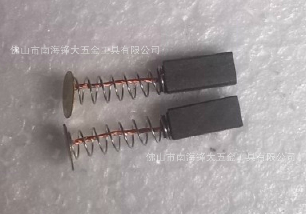 吊磨机碳刷 万利 红牛 金科达 三菱等吊磨机通用碳刷