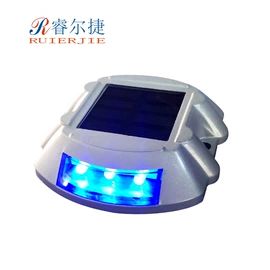 道钉;交通警示灯;埋地灯