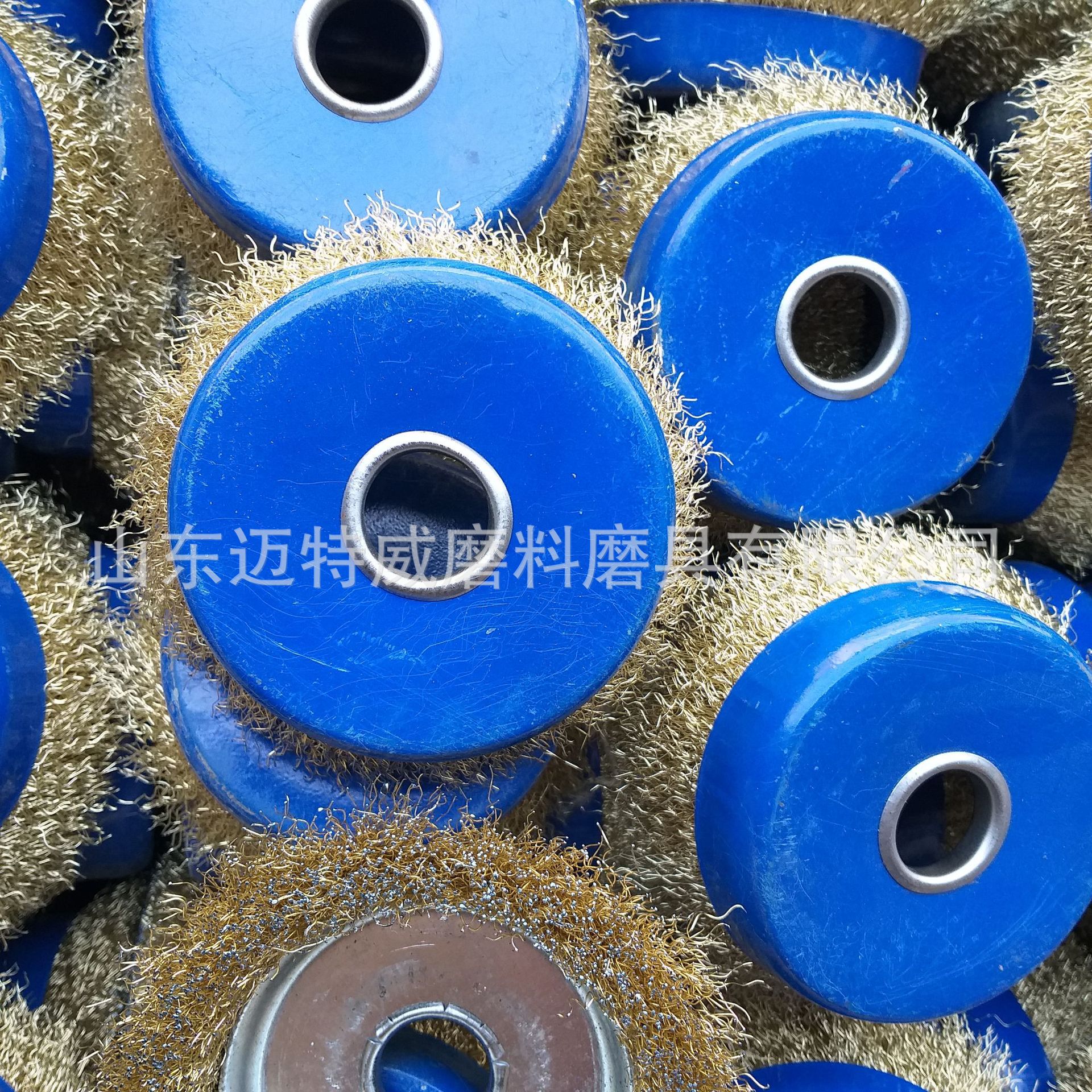 供应180钢丝轮加厚加粗碗型钢丝刷平型钢丝刷金属除锈钢丝刷22孔