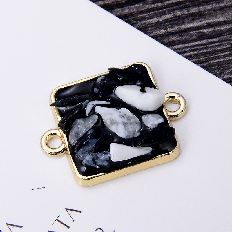 12g Weight Pendant Jewelry Making Type 16*20mm Jewelry Making Size DIY Jewelry Accessories Classification 5 PCS/Package Quantity Alloy Material Heart Shape Pattern Enamel Design Simple Style Style 5 PCS/Package 16*20mm Alloy Heart Shape Pendant 15