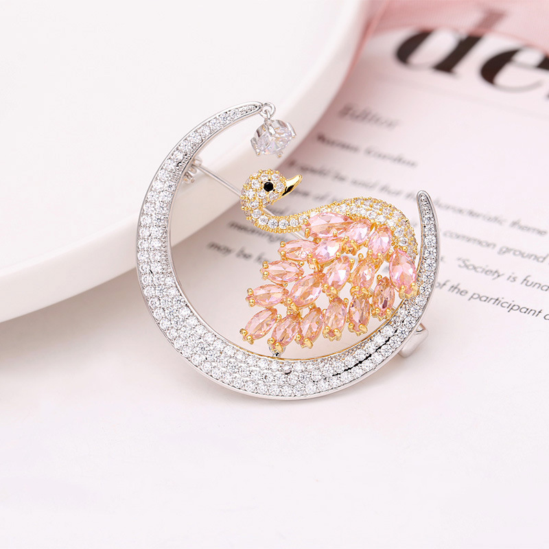 European And American Pink Swan Brooch Female Coat Coat Wild Moon Boutonniere display picture 7