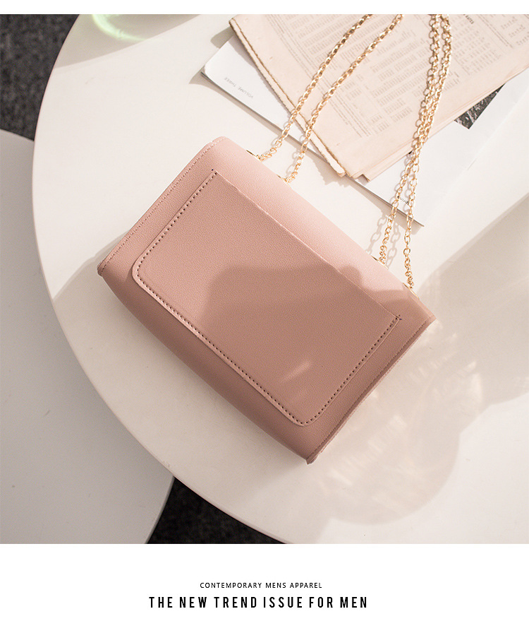 Fashionable Chain Shoulder Bag - Great for Outings