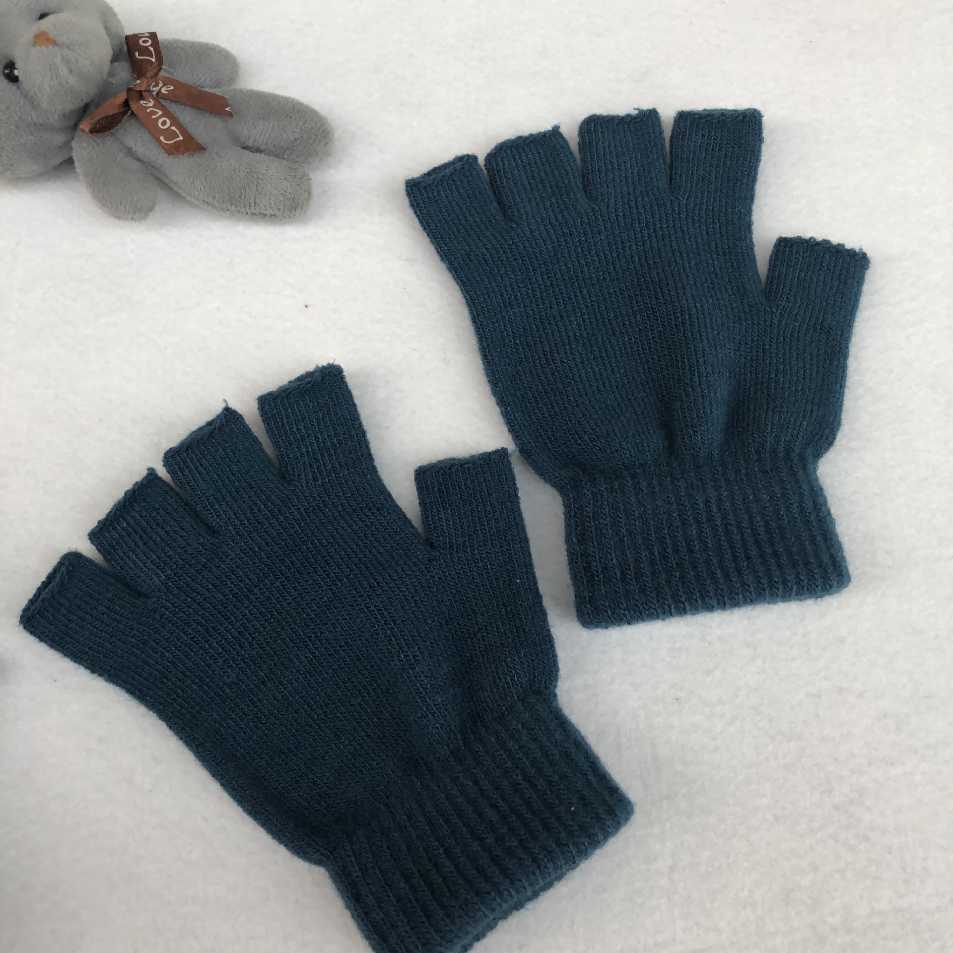 Invierno guantes calientes al por mayor medio dedo escritura guantes de teléfono móvil engrosada alta elástica dedo abierto guantes táctiles al aire libre