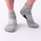 Баскетбольные короткие носки для бадминтона для настольного тенниса подходит для пеших прогулок, для бега, увеличенная толщина