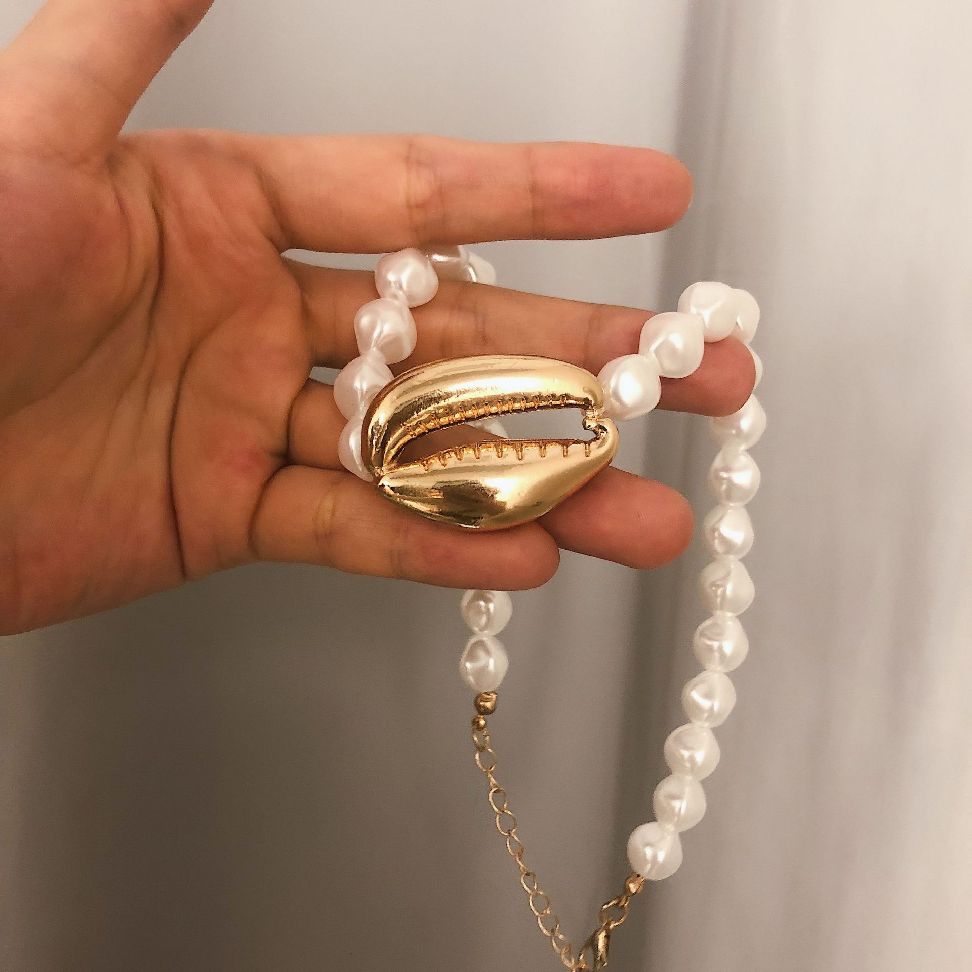 Collar De Cuentas Simples Collar De Conchas Grandes De Perlas Salvajes De Forma Corta Para Mujer display picture 19