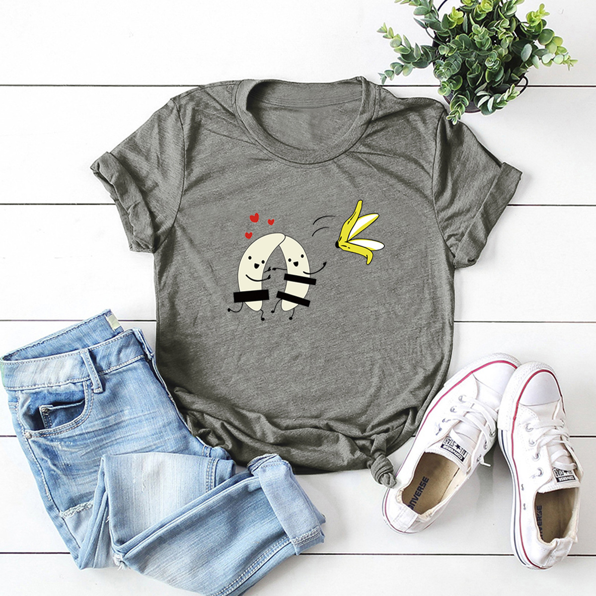 playera de manga corta para mujer creativa y amorosa banana plus size NSSN2573