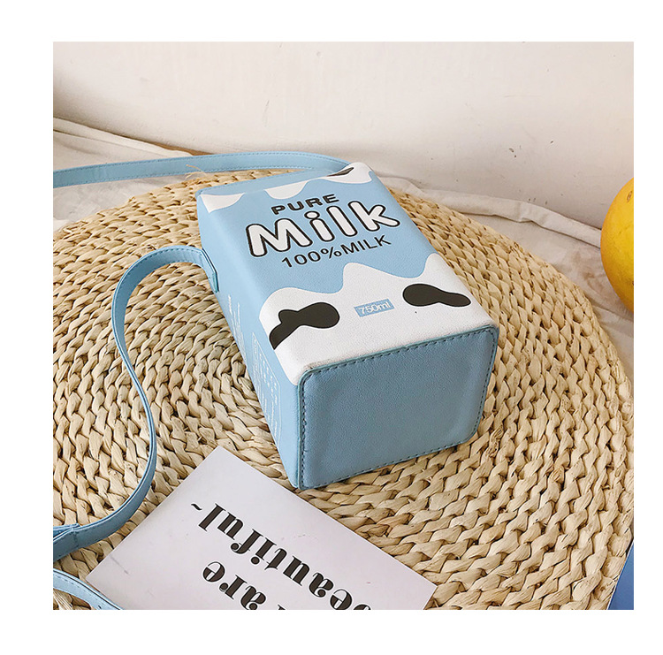 New Trendy Fashion Milk All-match Color Printing Korean Small Square Bag display picture 22