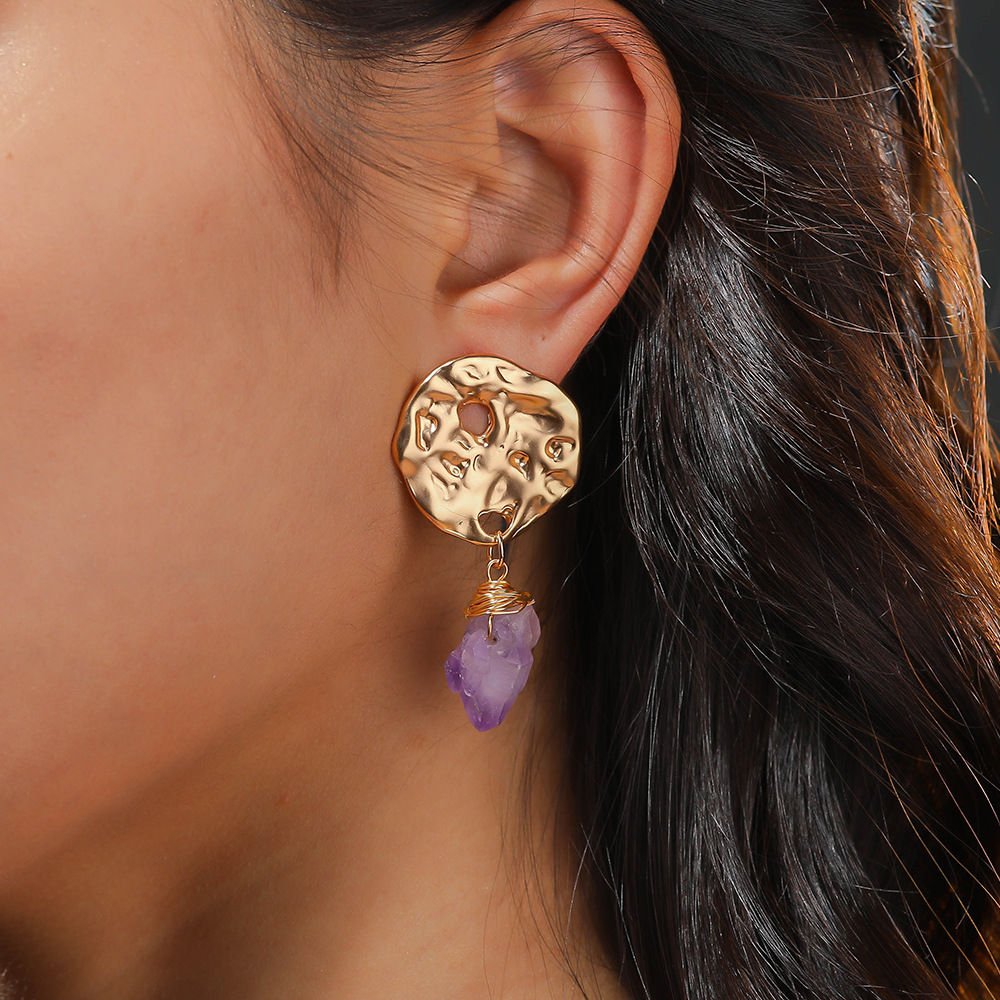 Hot-selling Irregular Metal Winding Purple Natural Stone Pendant Fashion Earrings display picture 11