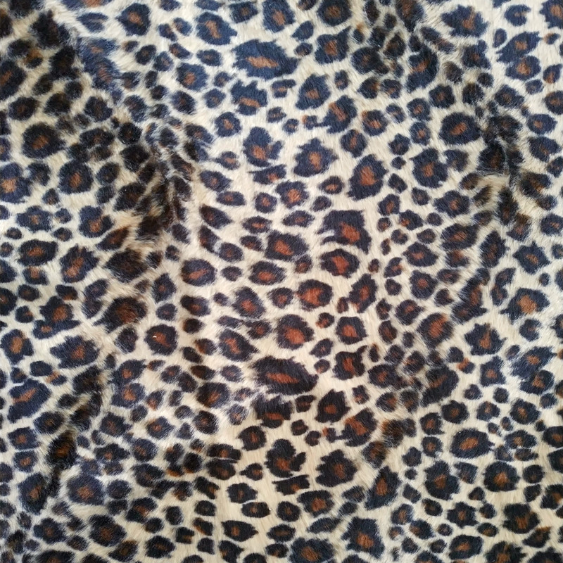 工厂直销印花短毛绒 仿动物皮毛花型绒布 宠物窝服装家纺面料