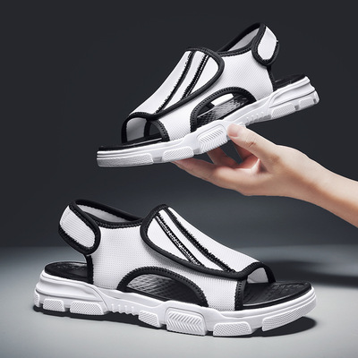 Sandals men 2019 summer new pattern Korean Edition Versatile man leisure time Sandals fashion Versatile non-slip Sandals