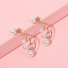 4g Weight No Inlaid Inlay Material Earrings Classification Housewarming, Anniversary, Business, Wedding, Travel, Birthday, Festival Occasion Alloy Material Animal Pattern Women'S Gender Plating Design Gold, Silver Color Korean Swan Pearl Earrings 9