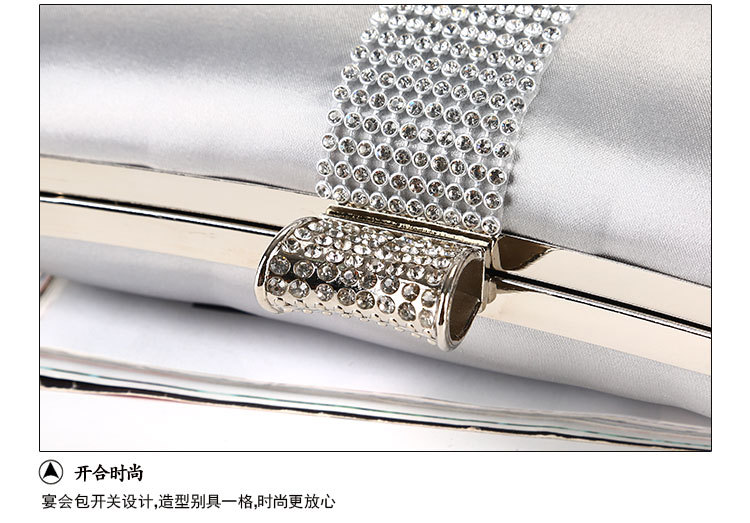 New Diamond Dinner Bag Handmade Rhinestone Banquet Clutch Bag Classic Pillow-shaped Clutch Bag display picture 7