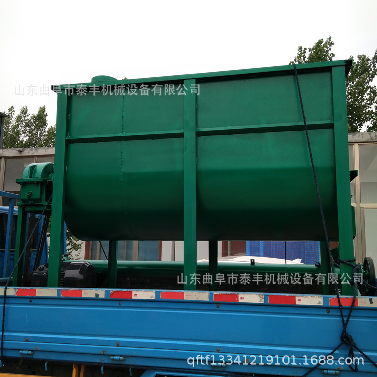 1000型饲料搅拌机 养牛场饲料搅拌机 1000型玉米麦麸饲料搅拌机