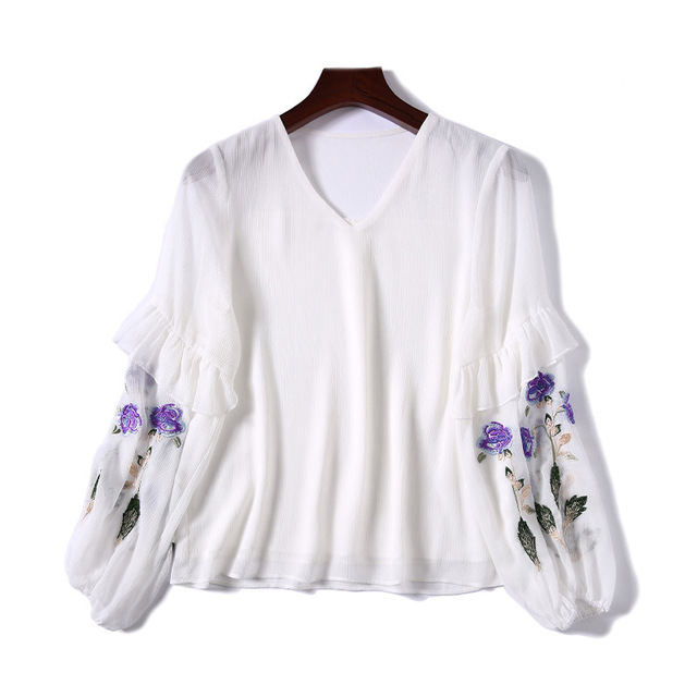 Autumn Slender V-neck long-sleeved embroidered Chiffon cardigan 