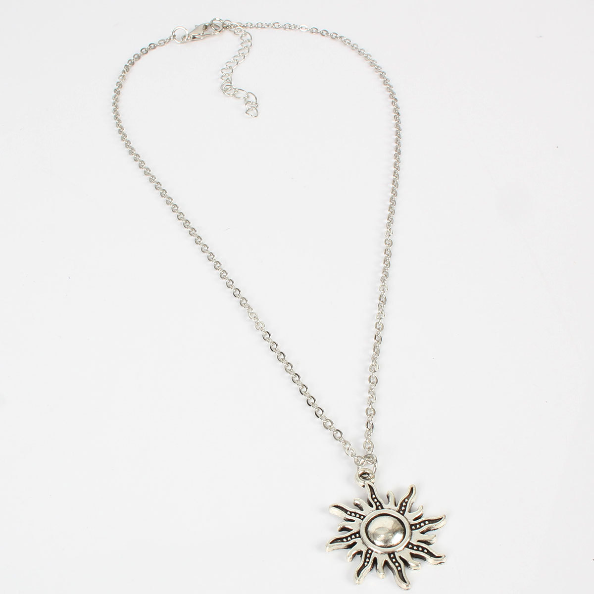 Simple sun flower pendant fashion popular necklace women