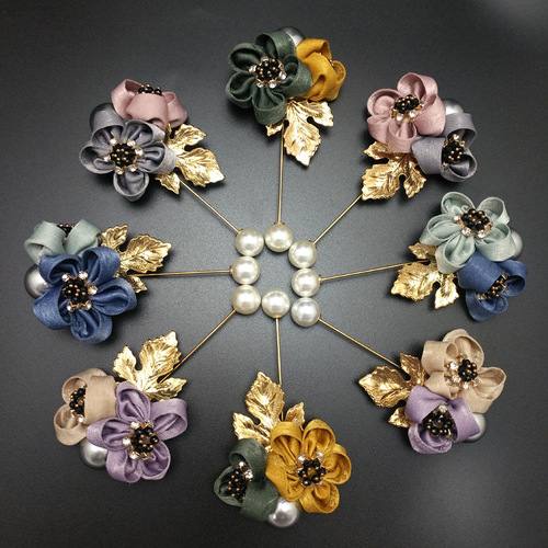 European and American floral fabric imitation pearl brooch water drill alloy matches clothing Korean style accessory sweater pin for women