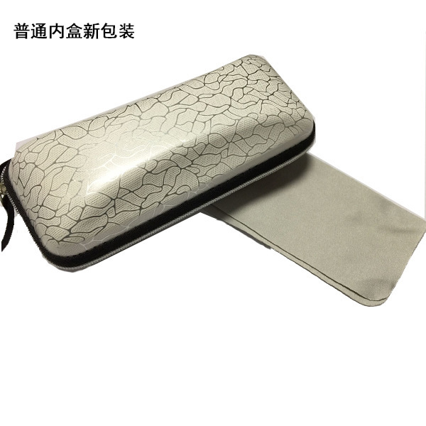 8634127886_1234125702