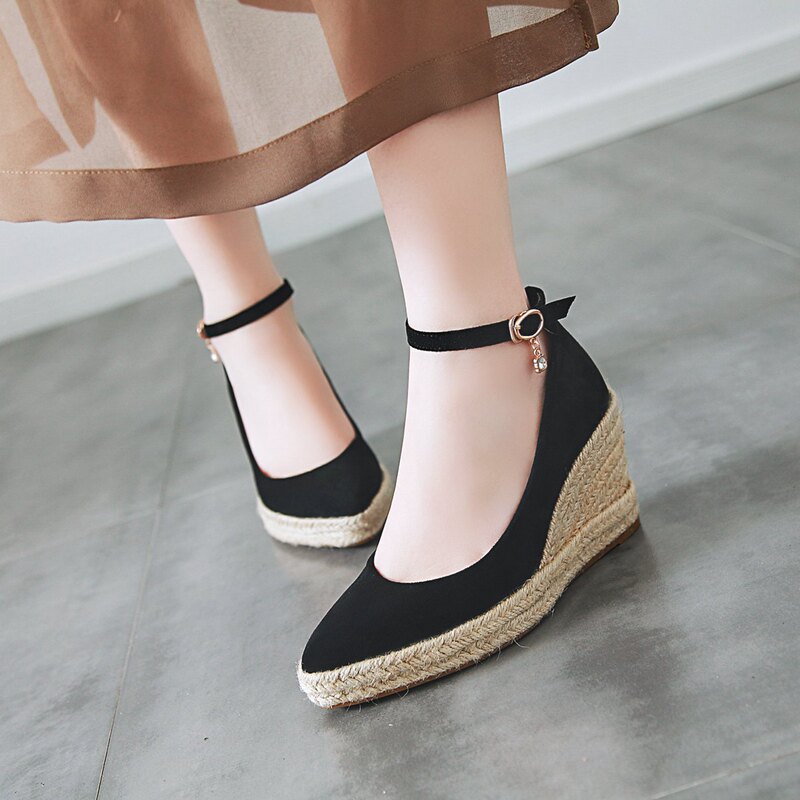 Plus size women's shoes spring and autumn frosted straw platform wedge single-layer shoes women's shallow mouth pointed high heel shoes with buckle work shoes