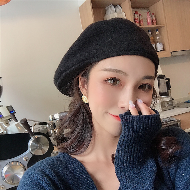 Woolen fashionable solid color beret