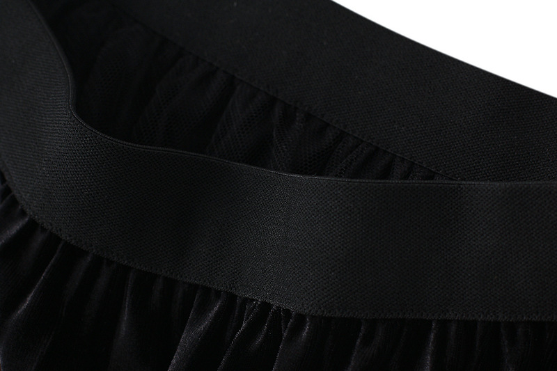 Dames rok geplooid van fluweel met mesh en goud accent_voghion.com