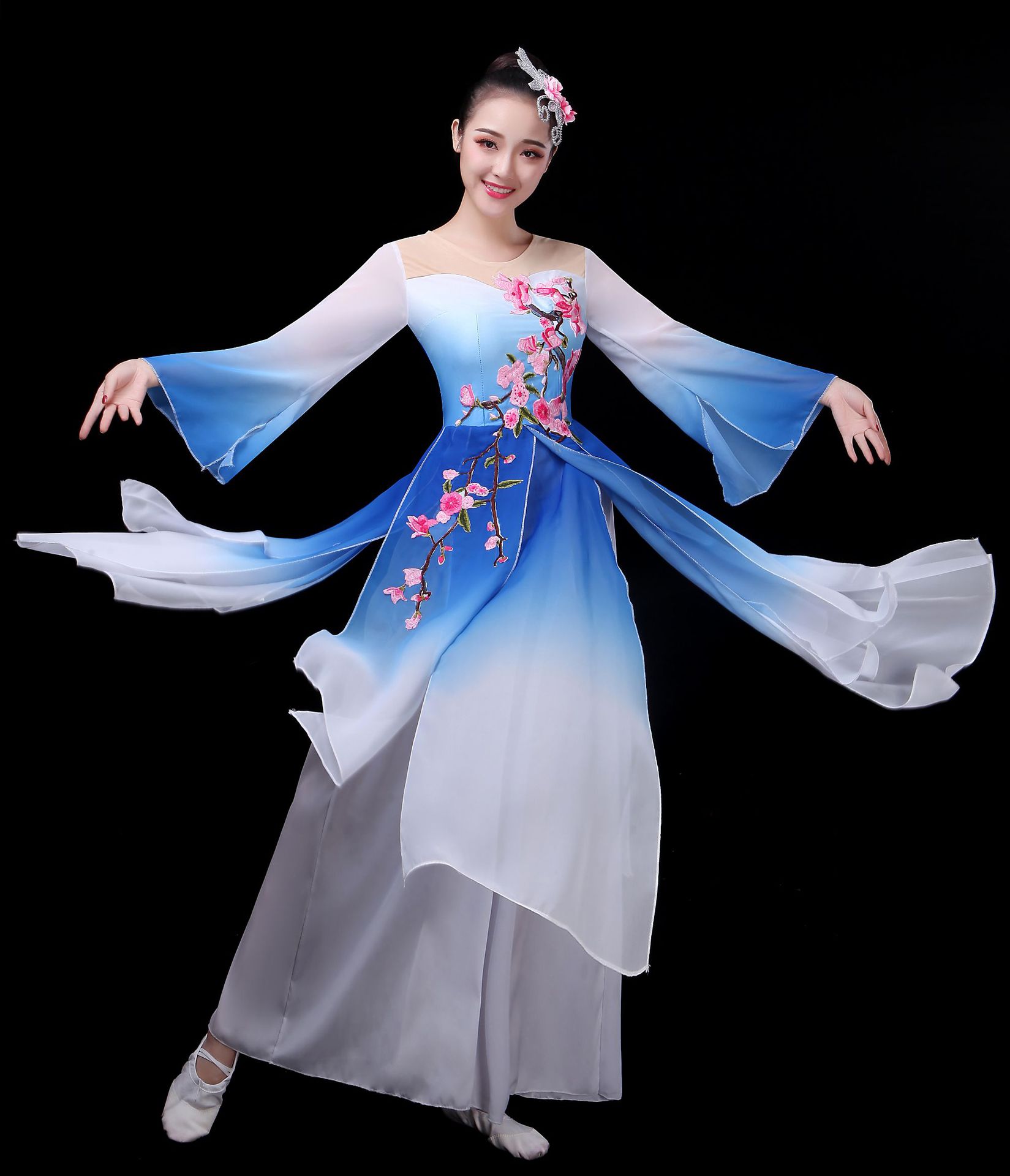 舞蹈服装古典舞,古典舞舞蹈服,古典舞服装伞舞_大山谷图库