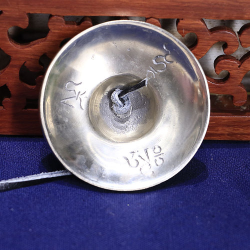 Nepal Dingxia cross-border percussion instruments wholesale ring copper bell bell white copper bell smooth eight treasures