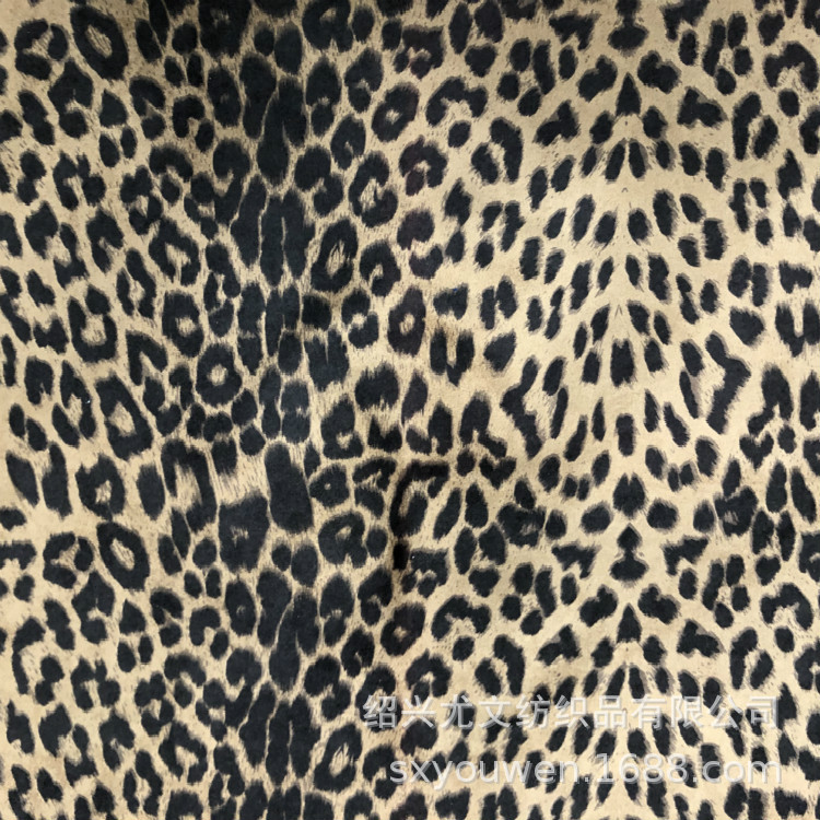 雪花绒立体绒空气层麂皮绒 单面麂皮绒豹纹印花布料 现货底布供应