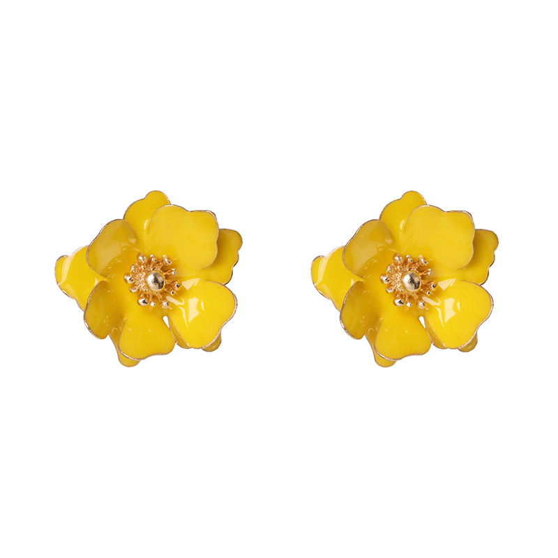 Hot Selling Simple Small Drop Oil Petals Pearl Flower Earrings For Women Nihaojewelry display picture 2