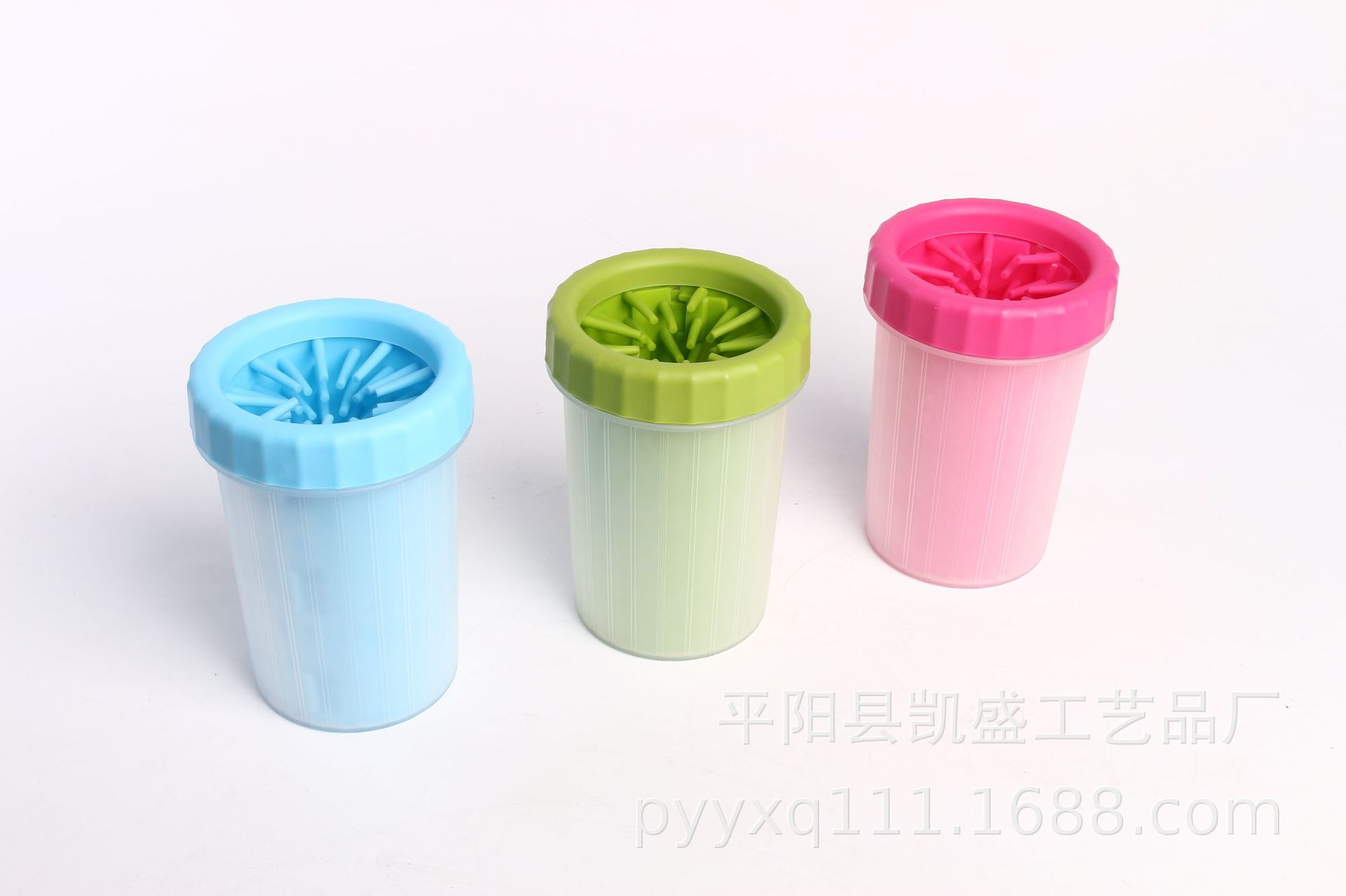 厂家直销宠物猫狗洗脚杯 猫爪杯 宠物用品外出洗爪杯