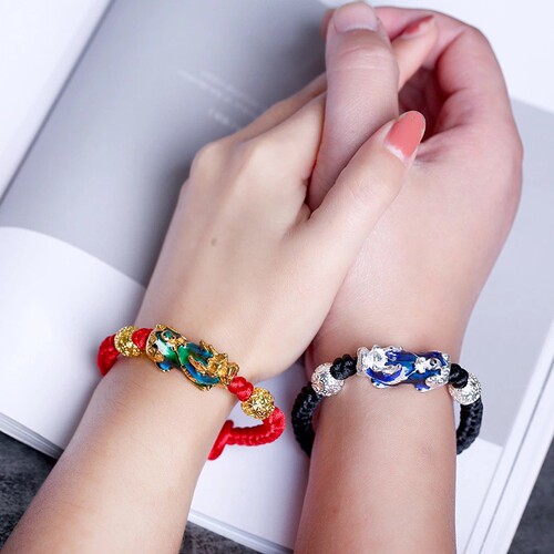 Factory-Directly Sold Hand-Woven Temperature-Changeable Pi Xiu Red Rope Bracelet for Women, Sand Gold Pi Xiu Black Rope Couple Bracelet for Men