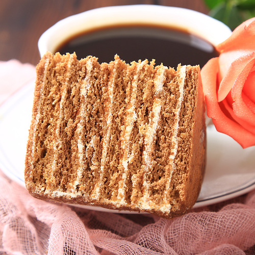 Russian-style tiramisu cream honey cake wholesale Russian casual dessert pastry 5 pieces per box breakfast