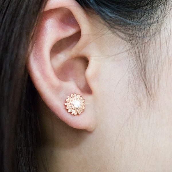 5g Weight Artificial Gemstones Inlay Material 1 Pair Sweet Flower Plating Inlay 925 Sterling Silver Copper Artificial Gemstones Ear Studs