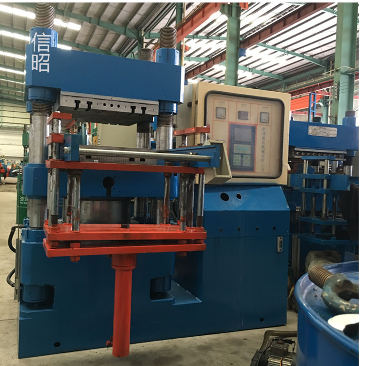 二手硫化机 300吨全自动 平板硫化机  硅胶餐具　橡胶制品专用