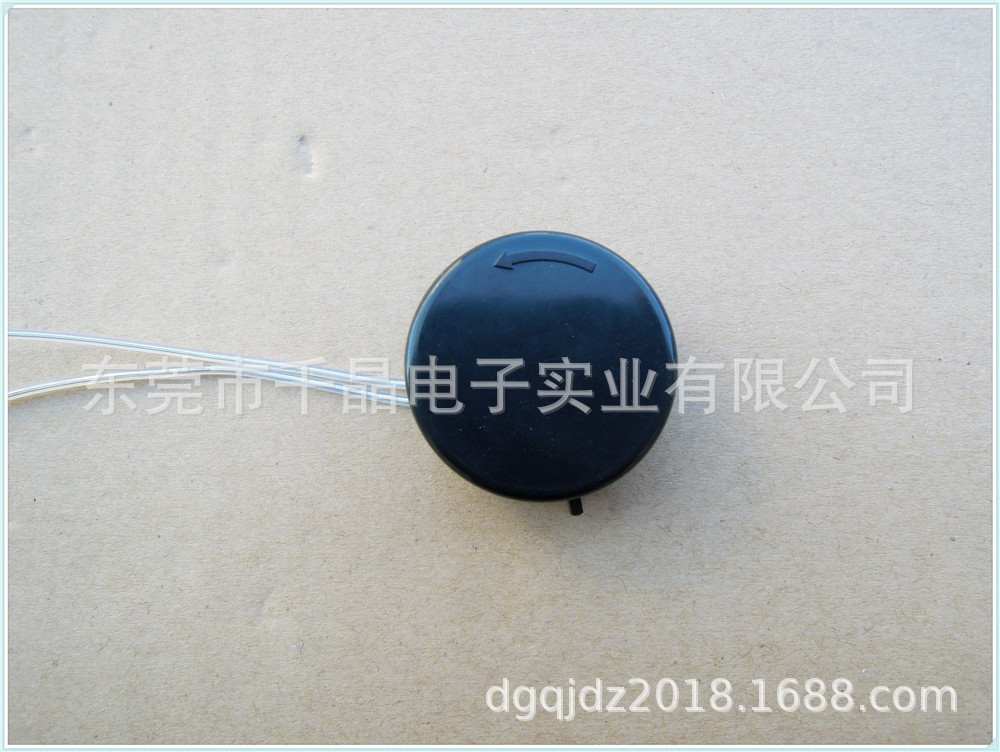 CR2032酷脸电池盒     厂家直营