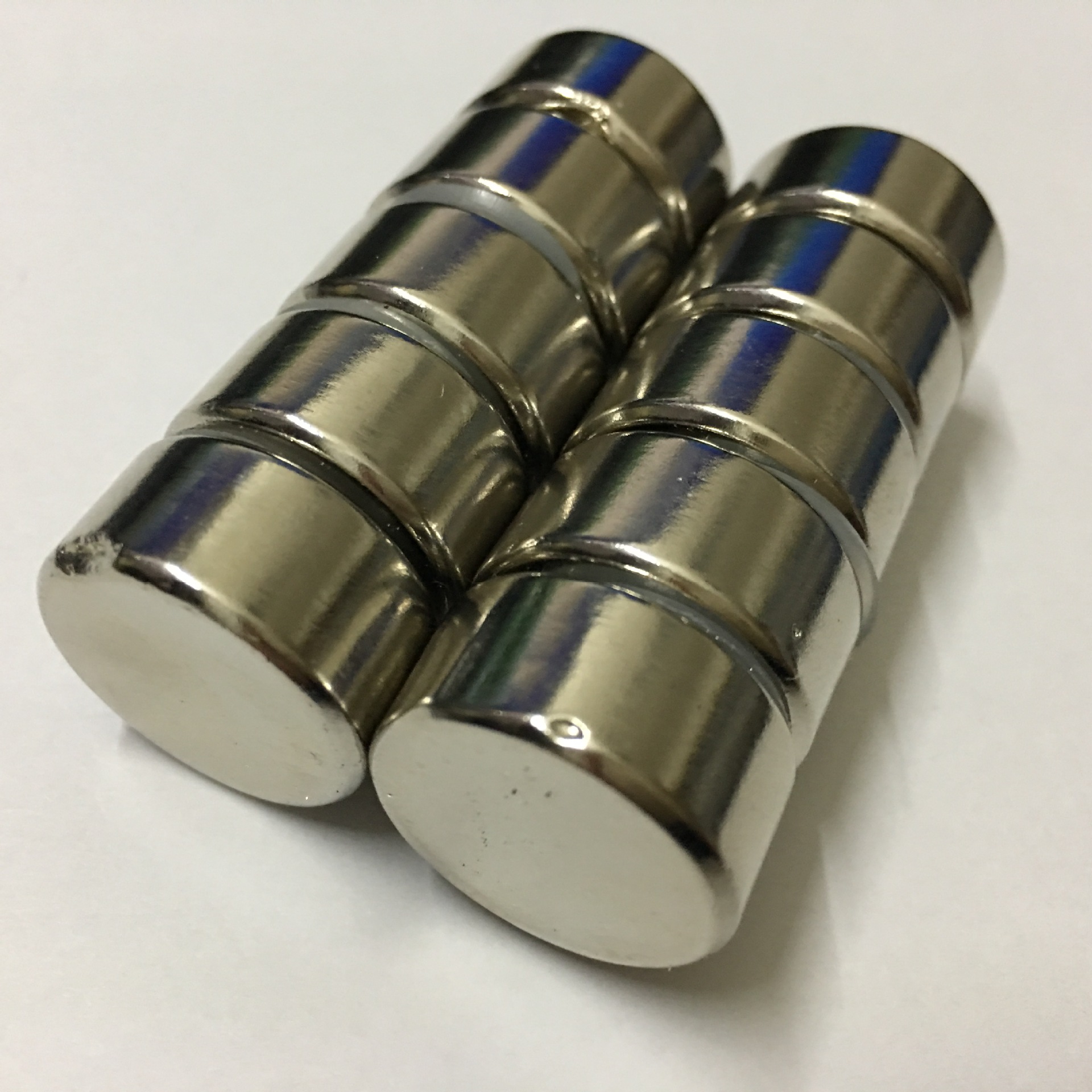 钕铁硼高强度磁钢 稀土强磁铁 吸铁石 圆形强力磁铁D25*10mm