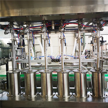 廠家直銷 白酒灌裝機全自動酒水灌裝設備4500瓶翻轉式燈檢機