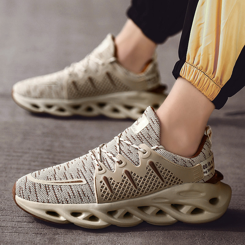 亚马逊外贸2019秋冬新款男式运动休闲鞋透气跑步鞋超轻大码潮鞋