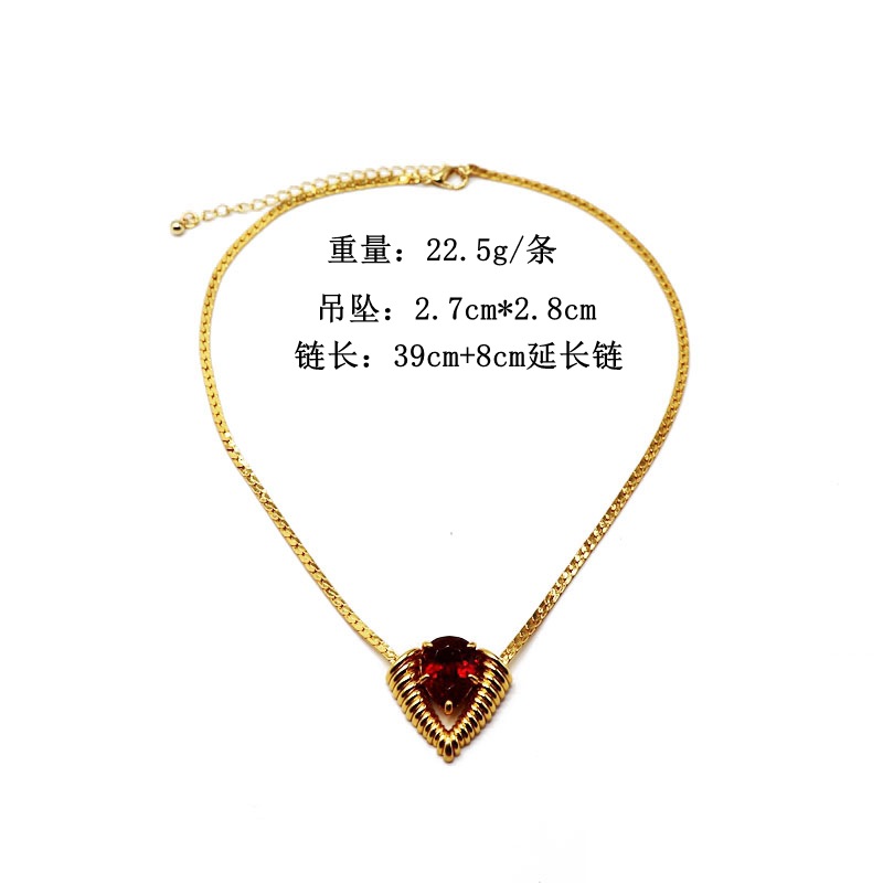 Short Necklace Copper Neck Necklace Cut Red Resin Gemstone Pendant Clavicle Chain display picture 1