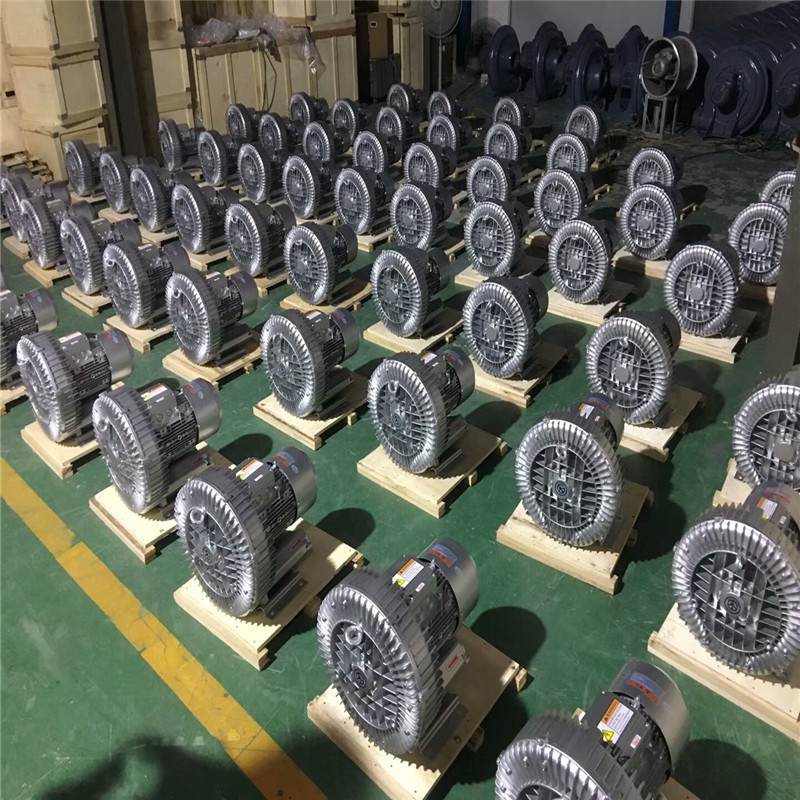 10187071094_1844467337_副本