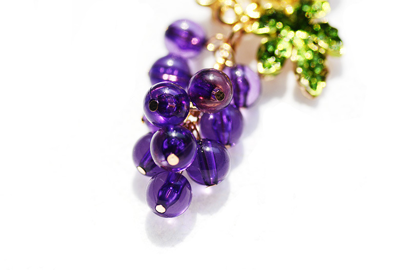 Alloy, Resin Material Fruit Pattern Retro Pin Fruit Alloy Resin Plating Inlay Rhinestones Unisex Brooches