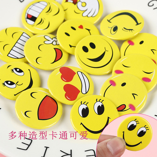 Cartoon badges, decorative badges to make personalized children's medals, cute Japanese cartoon brooches, animal pattern princesses