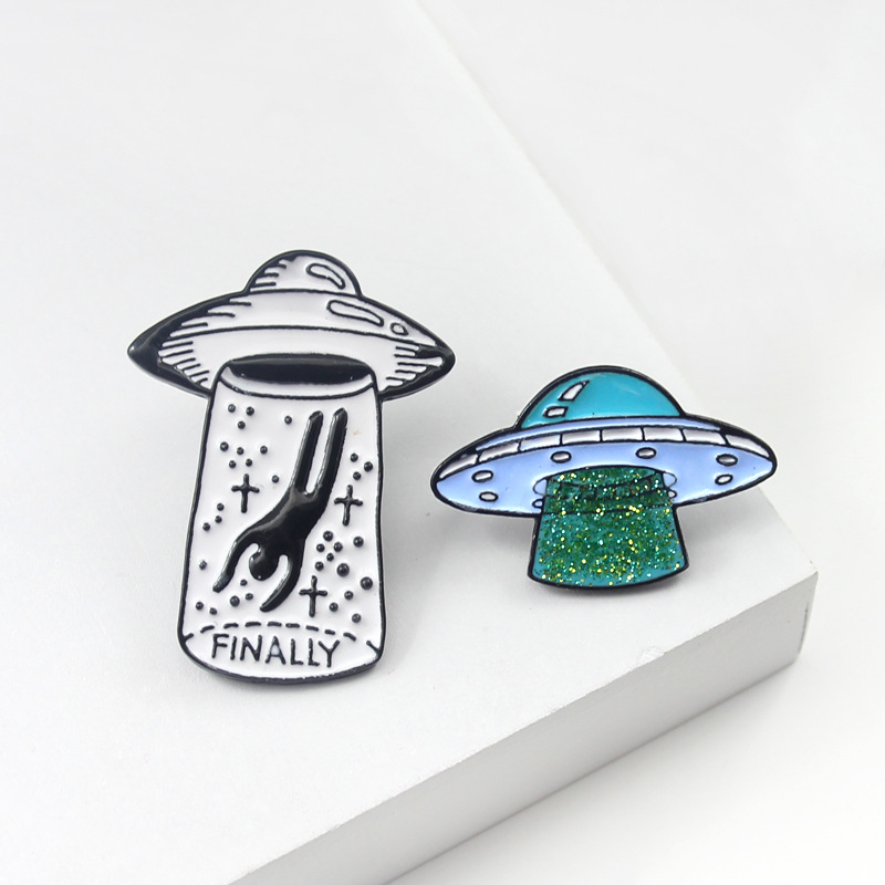 13g Weight Brooches Classification Holiday Occasion Alloy Material Cartoon, Ship, Spaceship Pattern Unisex Gender Funny Style Enamel, Plating Craft Funny Pin Cartoon Ship Spaceship Alloy Plating Unisex Brooches 6