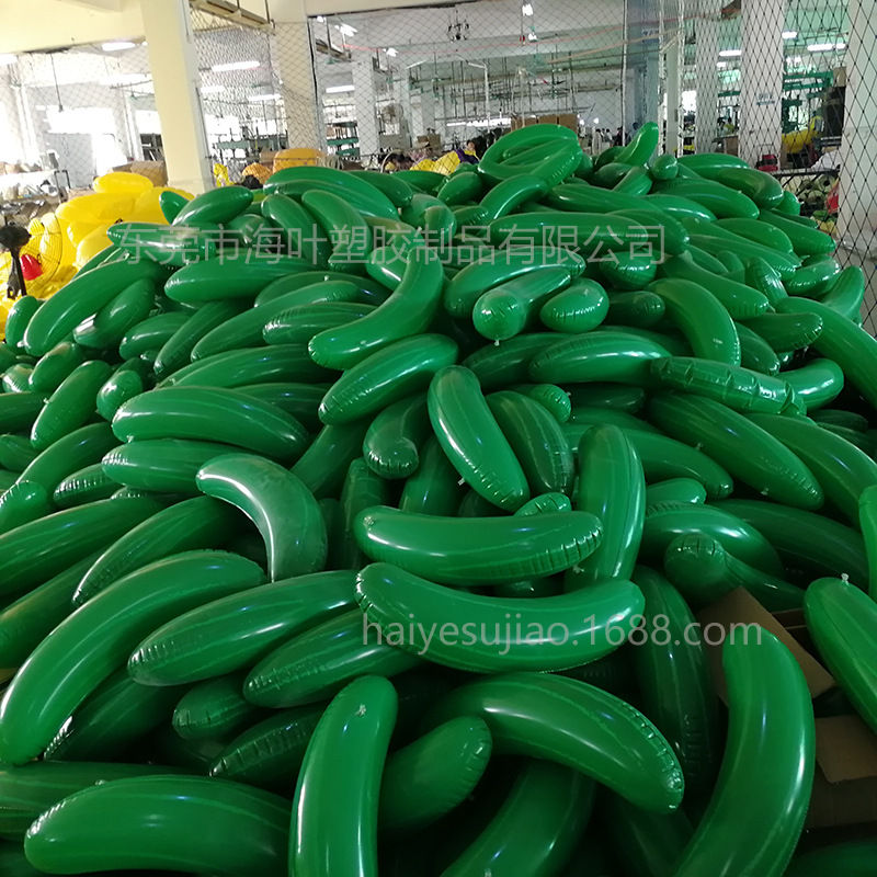 厂家生产PVC充气水果食物  香蕉西瓜 汉堡包 仿真 PVC 充气 黄瓜