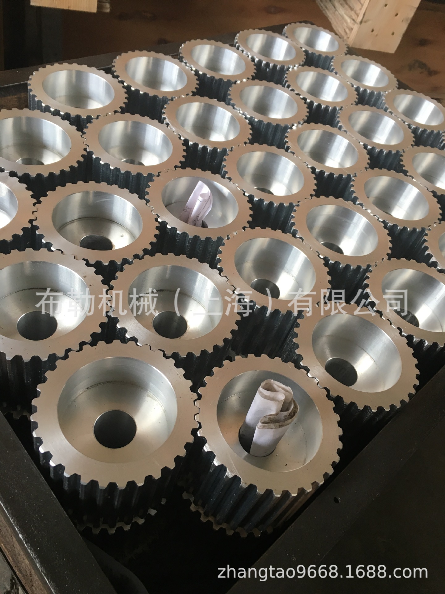 蒲江县卖胀紧套欧标皮带轮SPB锥套3020马达电机链轮胶垫联轴器Z8