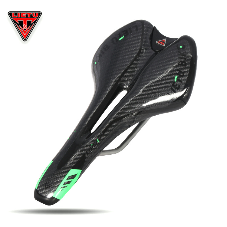 猎途081-1仿碳纹户外人体工学中空鞍座 自行车山地车舒适坐垫