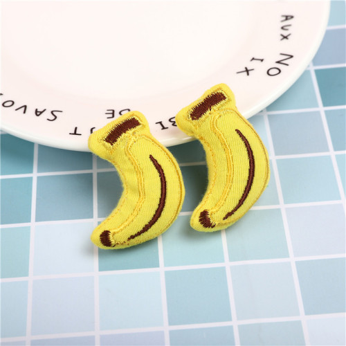 Brooch filled with cotton apple banana vegetable plush cartoon scarf children's clothing luggage accessories mobile phone clothing accessories wholesale