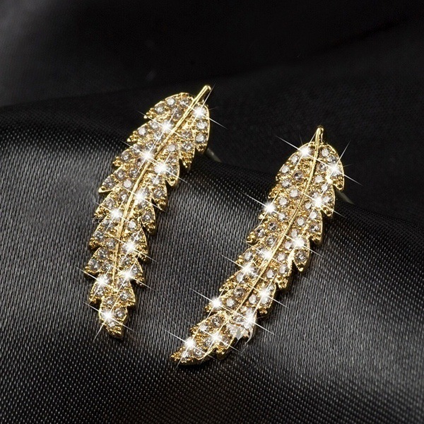 Korean fashion classic micro-set zircon leaf earrings female personality simple versatile earrings 925 silver needle earrings
