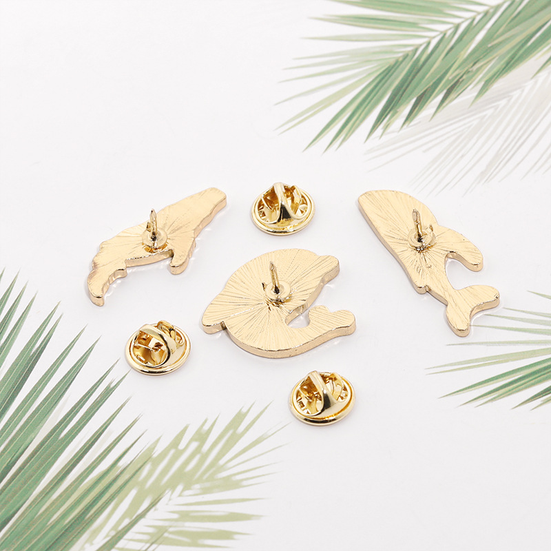 Animal, Fish Pattern Novelty Pin Animal Fish Alloy Plating Unisex Brooches